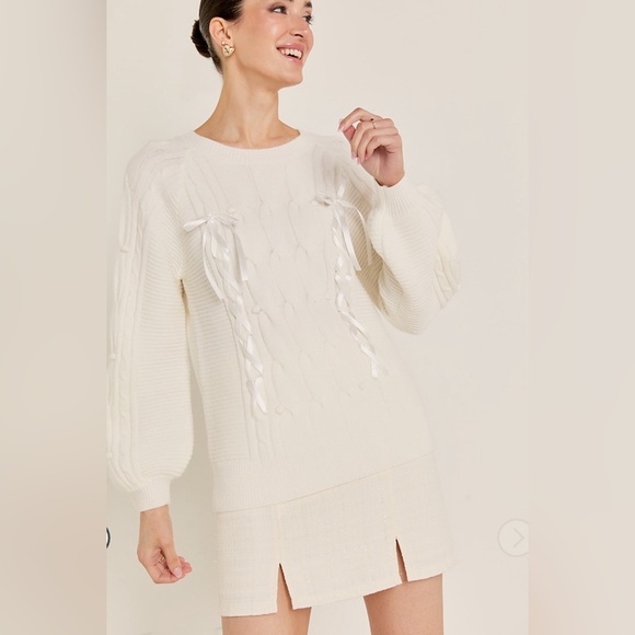 Francesca's NWT Holly Ribbon Front Cable Pullover Sweater - White - Picture 1 of 4